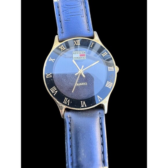 Tommy Hilfiger Watch 1999 Red,white & Blue Leather Band, Need New Battery - Picture 2 of 6